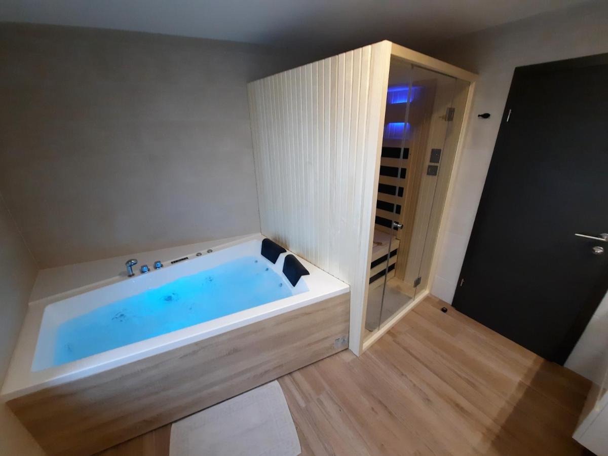 Apartments Hlapi With Spa โคบาริด ภายนอก รูปภาพ