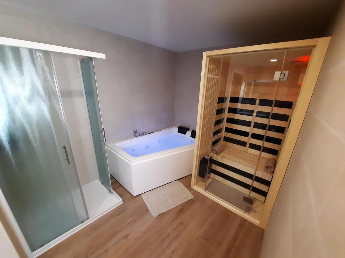 Apartments Hlapi With Spa โคบาริด ภายนอก รูปภาพ
