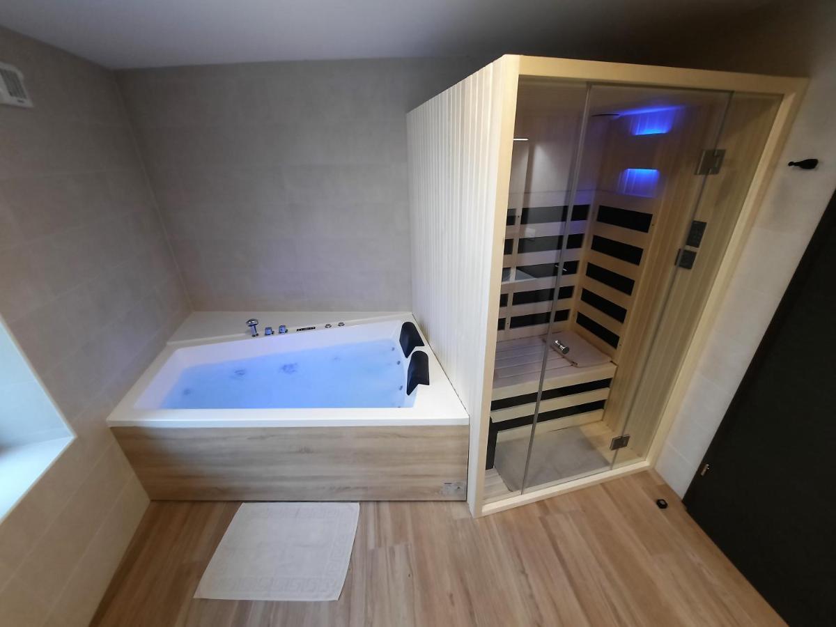 Apartments Hlapi With Spa โคบาริด ภายนอก รูปภาพ